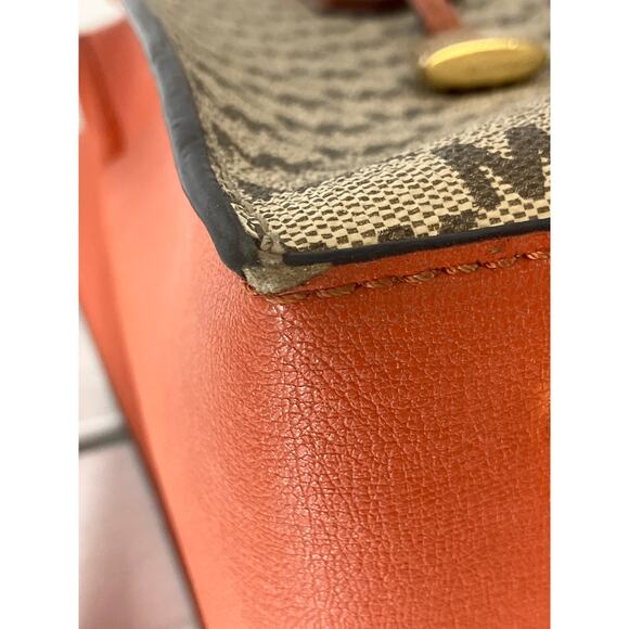 MICHAEL KORS, SIGNATURE PRINT SAFFIANO LEATHER CROSSBODY BAG - Picture 14 of 16